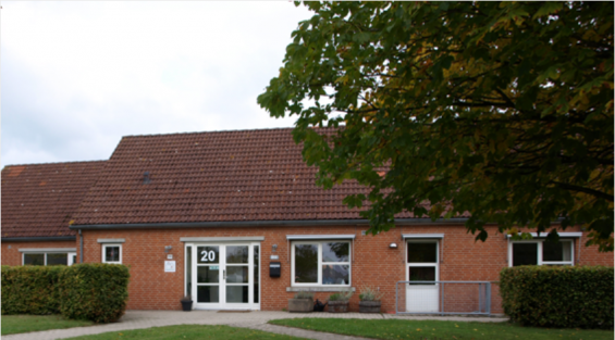 Billede af indgang til Bengerds Huse
